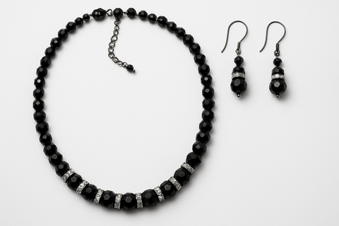 Optimized black jewelry set